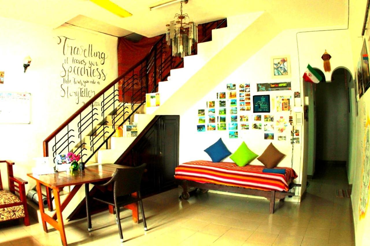 Chill Space Negombo Exterior photo